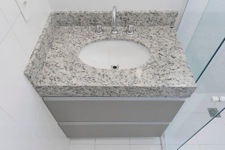 Apartamento para alugar com 82m², 2 quartos e 2 vagasBanheiro Social