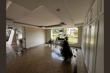 Apartamento à venda com 66m², 2 quartos e 1 vagaHall de entrada