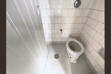 Apartamento para alugar com 79m², 4 quartos e sem vagaBanheiro da Suíte