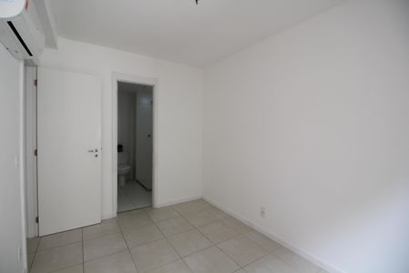 Apartamento à venda com 70m², 2 quartos e 1 vagaSuíte