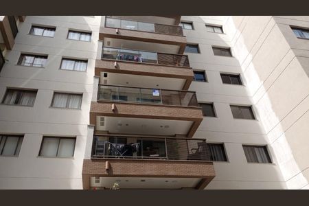 Apartamento à venda com 70m², 2 quartos e 1 vagaFachada com Placa