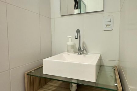Apartamento à venda com 35m², 1 quarto e sem vaga Apartamento à venda com 35m², 1 quarto e sem vagaBanheiro 02