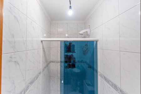 Casa à venda com 80m², 3 quartos e 2 vagasBanheiro