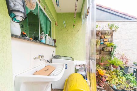 Casa à venda com 80m², 3 quartos e 2 vagasÁrea de Serviço