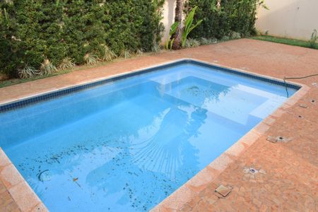 Casa de condomínio para alugar com 260m², 3 quartos e 4 vagasÁrea comum - Piscina