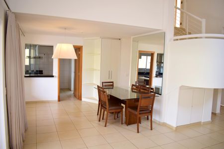 Sala de Jantar de casa de condomínio para alugar com 3 quartos, 260m² em Vila do Golf, Ribeirão Preto