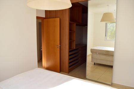 Casa de condomínio para alugar com 260m², 3 quartos e 4 vagasSuíte 1