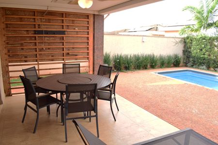 Casa de condomínio para alugar com 260m², 3 quartos e 4 vagasÁrea comum - Churrasqueira