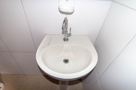 Casa para alugar com 300m², 2 quartos e sem vagaCasa 1 Banheiro social