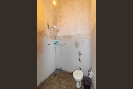 Casa para alugar com 300m², 2 quartos e sem vagaBanheiro de serviço