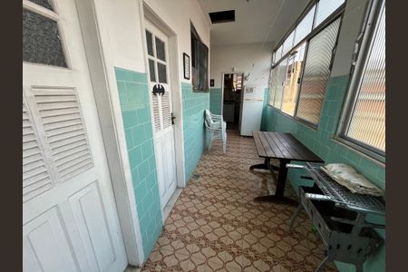 Casa à venda com 190m², 3 quartos e 2 vagasÁrea de Serviço