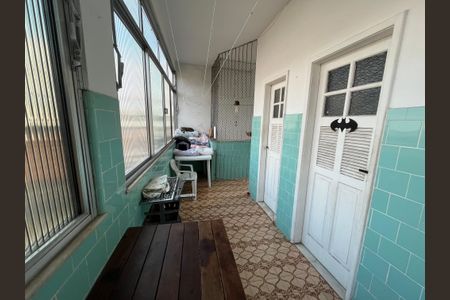 Casa à venda com 190m², 3 quartos e 2 vagasÁrea de Serviço