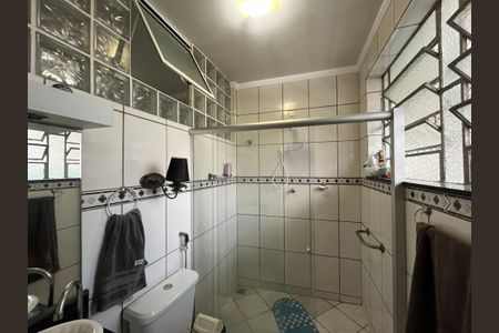 Casa à venda com 190m², 3 quartos e 2 vagasBanheiro da Suíte