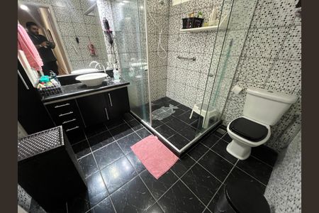 Casa à venda com 190m², 3 quartos e 2 vagasBanheiro Social