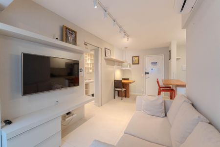 Apartamento para alugar com 85m², 2 quartos e 1 vagaSala