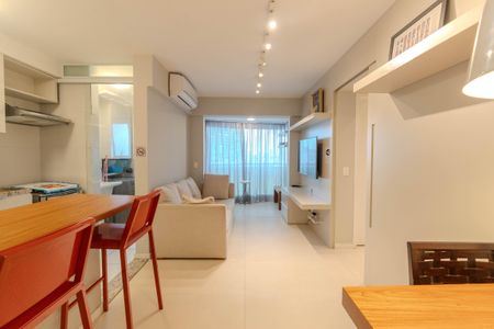 Sala de apartamento para alugar com 2 quartos, 85m² em Consolação, São Paulo