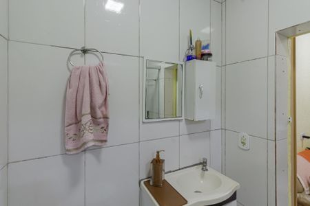 Casa à venda com 300m², 4 quartos e 1 vagaBanheiro Casa 2