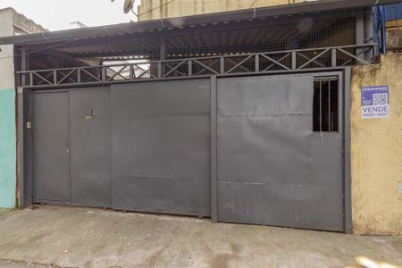 Casa à venda com 300m², 4 quartos e 1 vagaFachada