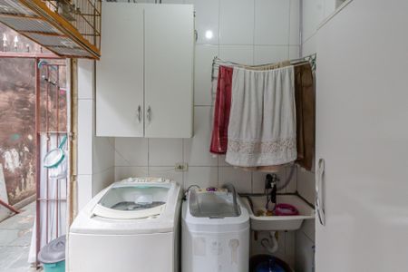 Casa à venda com 300m², 4 quartos e 1 vagaÁrea de Serviço Casa 2