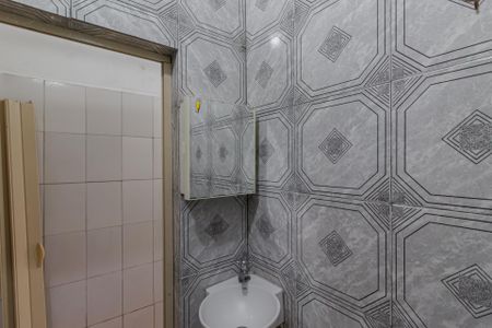 Casa à venda com 300m², 4 quartos e 1 vagaBanheiro Casa 4