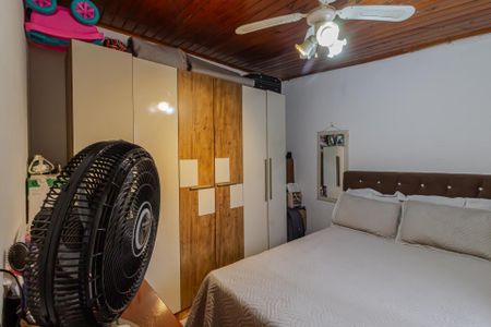 Casa à venda com 300m², 4 quartos e 1 vagaQuarto Casa 1