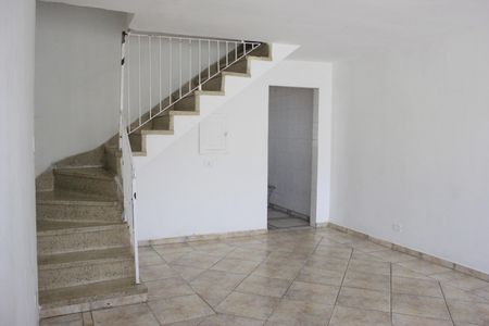 Sala de casa à venda com 2 quartos, 90m² em Vila Leda, Guarulhos