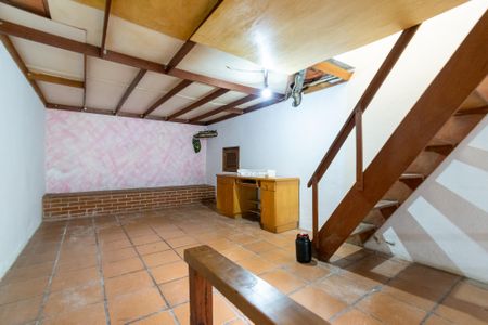 Casa à venda com 202m², 4 quartos e 2 vagas Casa à venda com 202m², 4 quartos e 2 vagasSalão de festas