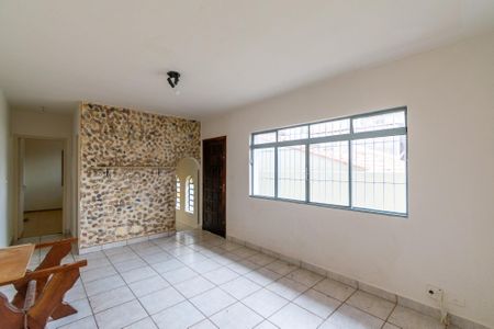 Sala de casa à venda com 4 quartos, 202m² em Conjunto Residencial Jardim Canaa, São Paulo