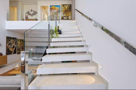 Casa para alugar com 347m², 4 quartos e 5 vagasCorredor