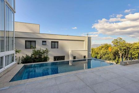 Casa para alugar com 347m², 4 quartos e 5 vagasÁrea comum