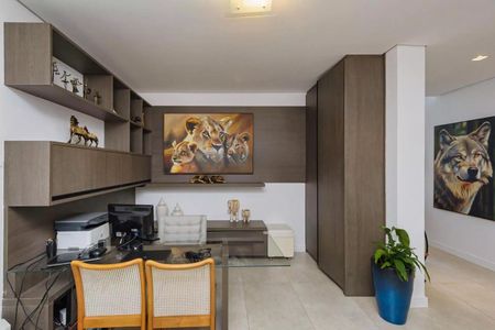 Casa para alugar com 347m², 4 quartos e 5 vagasÁrea comum