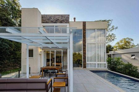 Casa para alugar com 347m², 4 quartos e 5 vagasÁrea comum