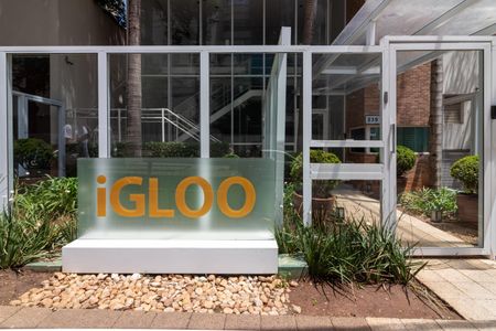 Studio à venda com 40m², 1 quarto e 1 vagaFachada e portaria