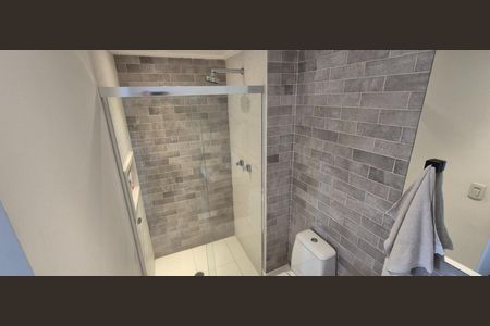 Apartamento à venda com 59m², 2 quartos e 2 vagasBanheiro da Suíte