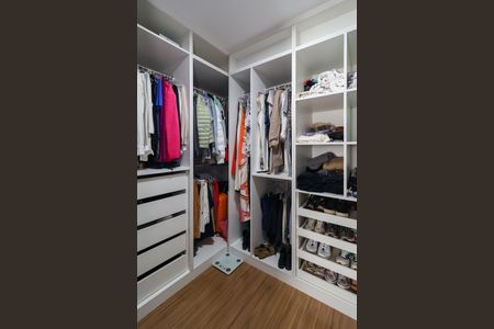 Apartamento à venda com 67m², 1 quarto e 2 vagas Apartamento à venda com 67m², 1 quarto e 2 vagasSuíte