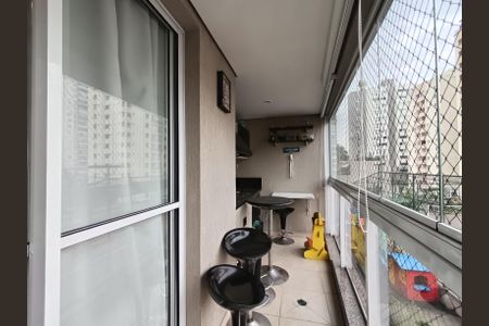 Apartamento à venda com 73m², 2 quartos e 1 vaga Apartamento à venda com 73m², 2 quartos e 1 vagaVaranda Gourmet