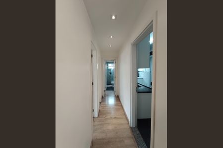 Apartamento à venda com 73m², 2 quartos e 1 vaga Apartamento à venda com 73m², 2 quartos e 1 vagaCorredor