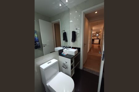 Apartamento à venda com 73m², 2 quartos e 1 vaga Apartamento à venda com 73m², 2 quartos e 1 vagaBanheiro da Suíte