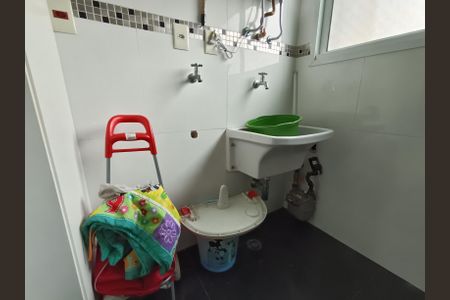 Apartamento à venda com 73m², 2 quartos e 1 vaga Apartamento à venda com 73m², 2 quartos e 1 vagaÁrea de Serviço