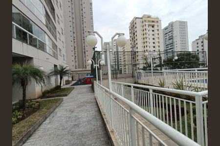 Apartamento à venda com 73m², 2 quartos e 1 vaga Apartamento à venda com 73m², 2 quartos e 1 vagaÁrea comum - Piscina