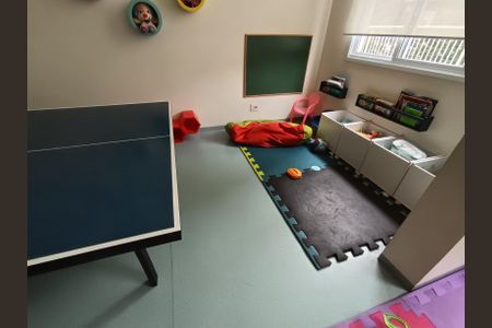 Apartamento à venda com 73m², 2 quartos e 1 vaga Apartamento à venda com 73m², 2 quartos e 1 vagaÁrea comum - Brinquedoteca