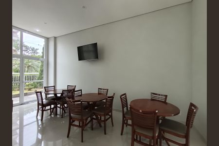 Apartamento à venda com 73m², 2 quartos e 1 vaga Apartamento à venda com 73m², 2 quartos e 1 vagaÁrea comum - Salão de festas