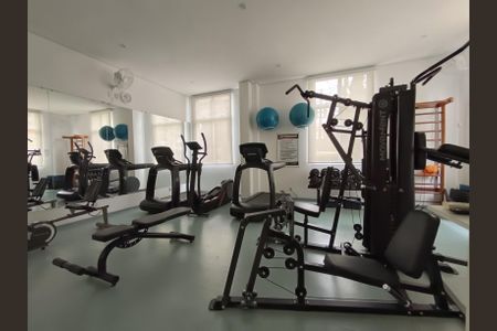 Apartamento à venda com 73m², 2 quartos e 1 vaga Apartamento à venda com 73m², 2 quartos e 1 vagaÁrea comum - Academia