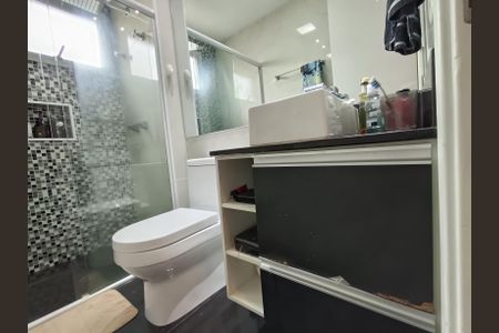 Apartamento à venda com 73m², 2 quartos e 1 vaga Apartamento à venda com 73m², 2 quartos e 1 vagaBanheiro da Suíte