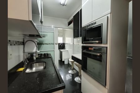 Apartamento à venda com 73m², 2 quartos e 1 vaga Apartamento à venda com 73m², 2 quartos e 1 vagaCozinha