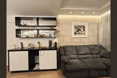 Apartamento à venda com 73m², 2 quartos e 1 vaga Apartamento à venda com 73m², 2 quartos e 1 vagaSala