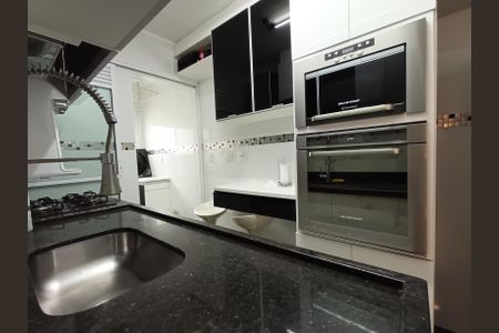 Apartamento à venda com 73m², 2 quartos e 1 vaga Apartamento à venda com 73m², 2 quartos e 1 vagaCozinha