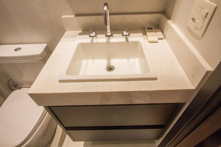 Apartamento para alugar com 190m², 3 quartos e 4 vagas Apartamento para alugar com 190m², 3 quartos e 4 vagasBanheiro da Suíte 3