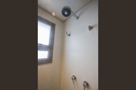 Apartamento para alugar com 190m², 3 quartos e 4 vagas Apartamento para alugar com 190m², 3 quartos e 4 vagasBanheiro da Suíte 1