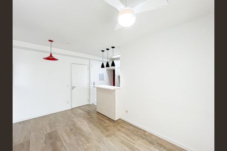 Apartamento à venda com 66m², 2 quartos e 1 vaga Apartamento à venda com 66m², 2 quartos e 1 vagaSala